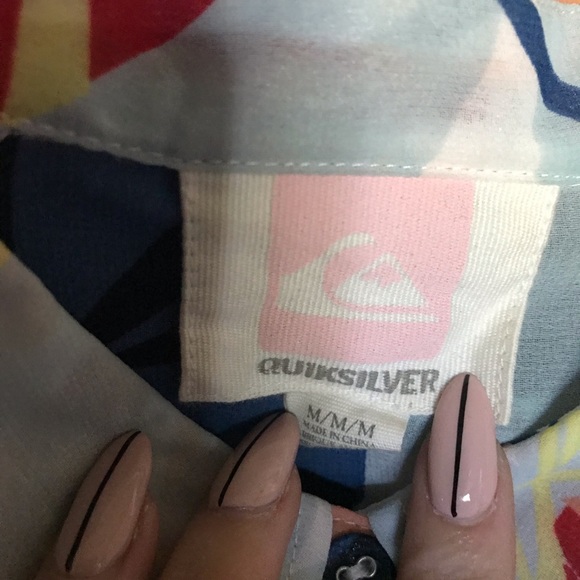 Quicksilver beach umbrella shirt - Picture 2 of 3